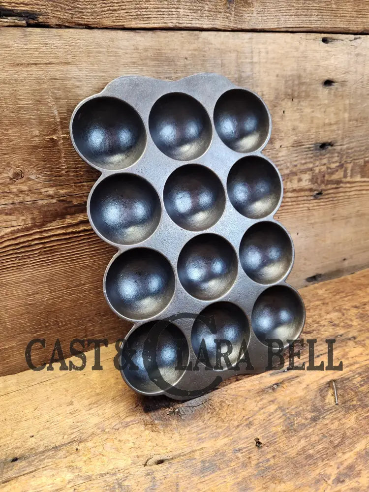 Great Gift! Marked Wagner ’Golf Ball’ Brownie Pan Bakeware