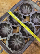 Great gift! Pre 1900’s Unmarked Antique Gate-Marked #10 Turks Head Pan 6 Cup