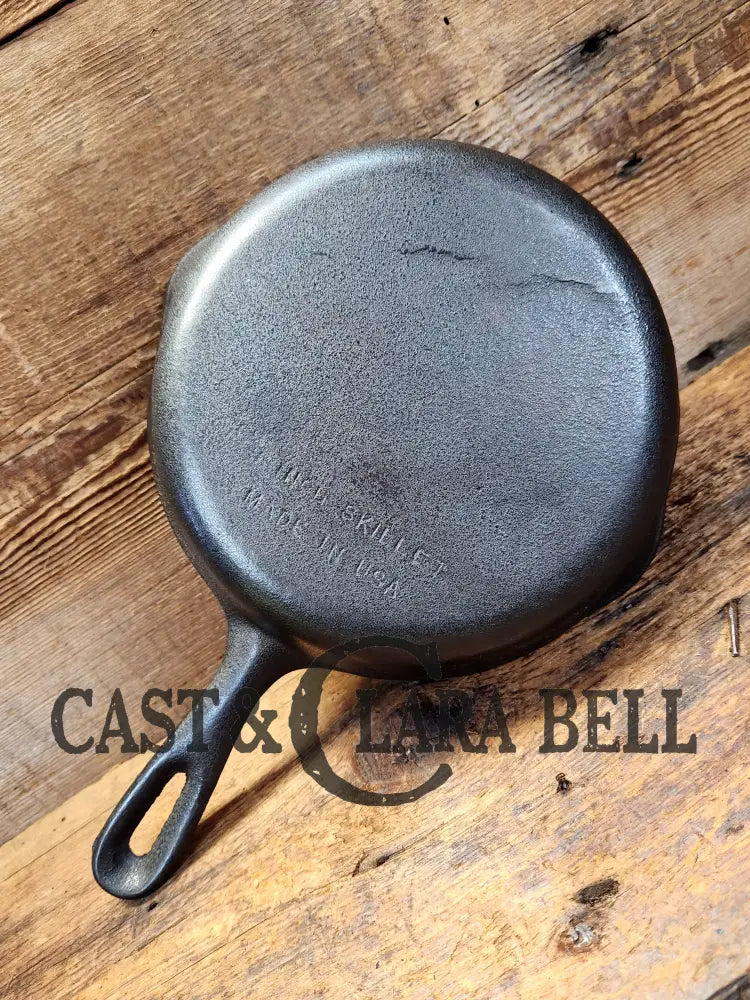 Great Gift! Unmarked Wagner #5 E Cast Iron Skillet 8 Inches Saute Pan!