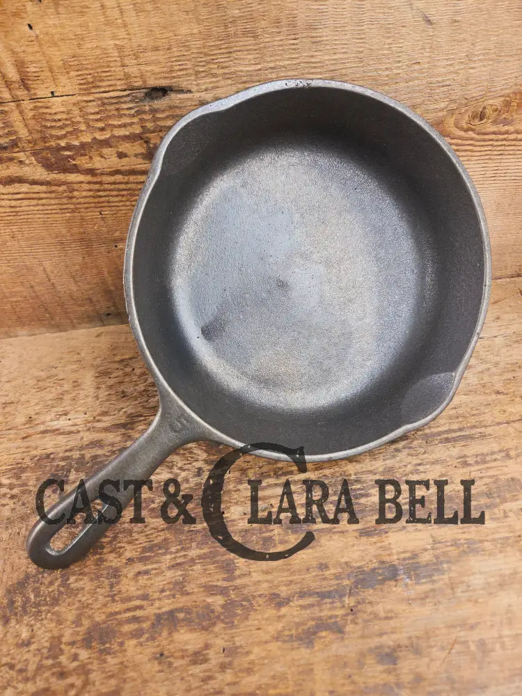 Great gift! Unmarked Wagner #5 Cast Iron Skillet 8 Inches Great Saute pan Skillet