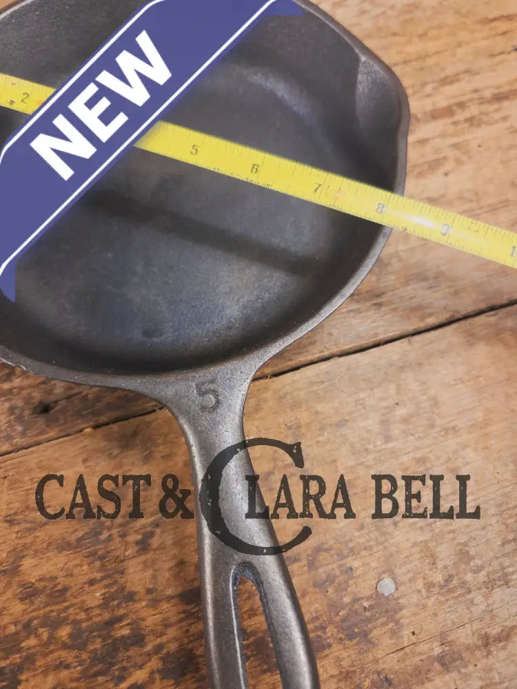 Great gift! Unmarked Wagner #5 Cast Iron Skillet 8 Inches Great Saute pan Skillet