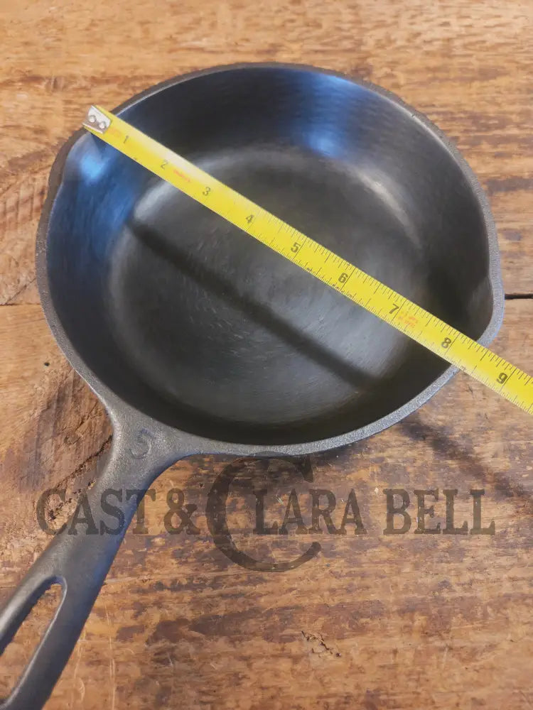 Great gift! Wagner #5 Cast Iron Skillet 8 Inches Great Saute pan or starter pan - Skillet