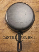 Great gift! Wagner #5 Cast Iron Skillet 8 Inches Great Saute pan or starter pan! Skillet