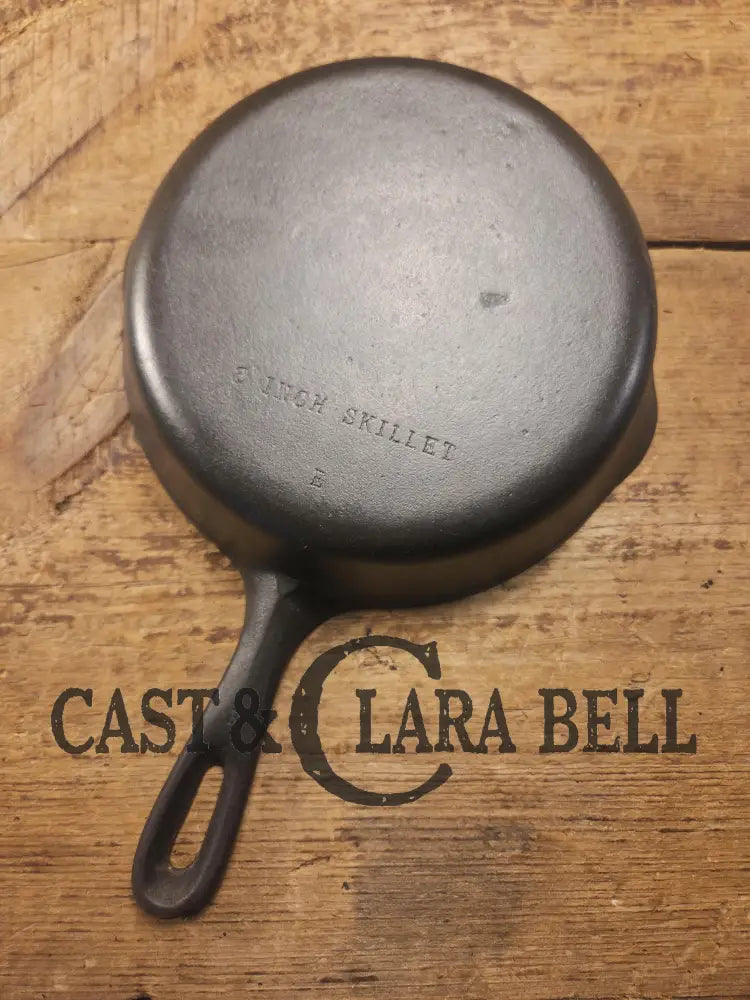 Great gift! Wagner #5 Cast Iron Skillet 8 Inches Great Saute pan or starter pan! Skillet