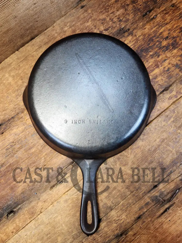 Great Gift! 1930’S Wagner Unmarked #6 Cast Iron Sautee Skillet. Skillet