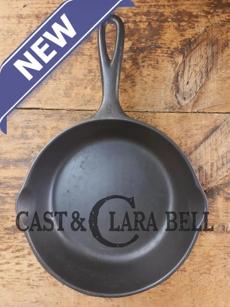 Great Saute pan! 1930’s Wagner #5 Skillet with Stylized Logo 1055 E. Awesome everyday skillet Skillet