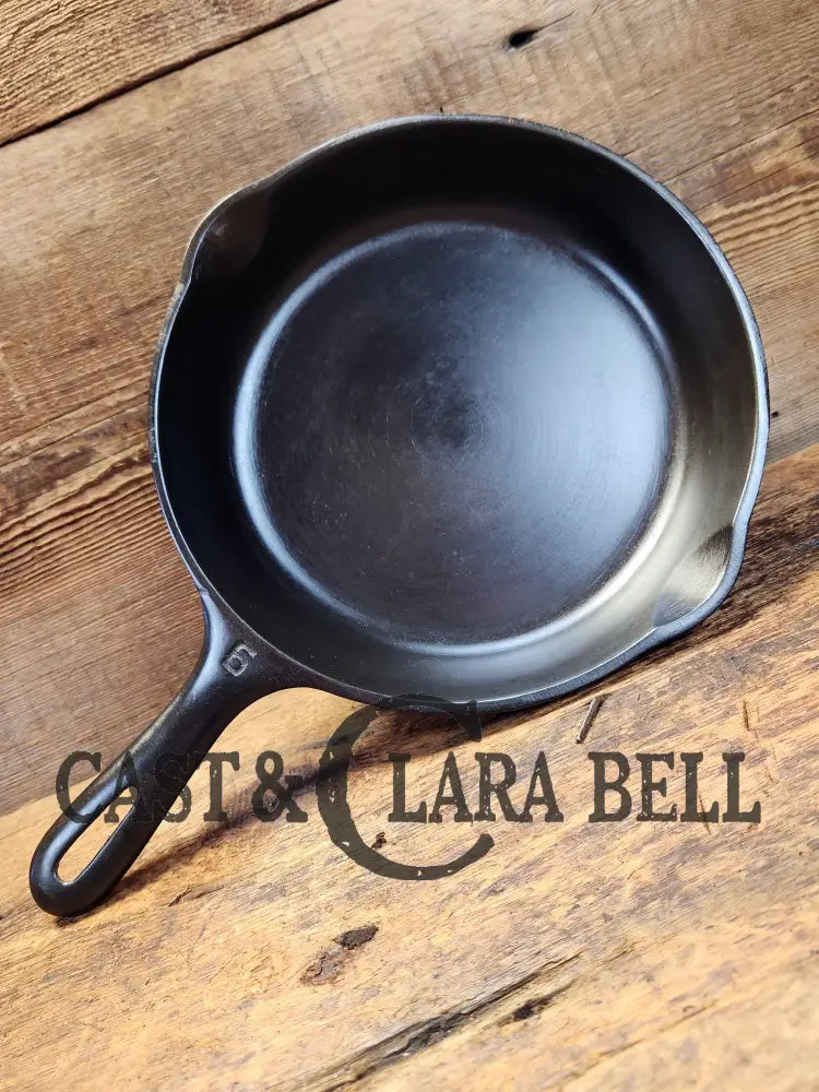 Great Saute Pan! 1930’S Wagner Unmarked #6 Cast Iron Saute Skillet. Skillet