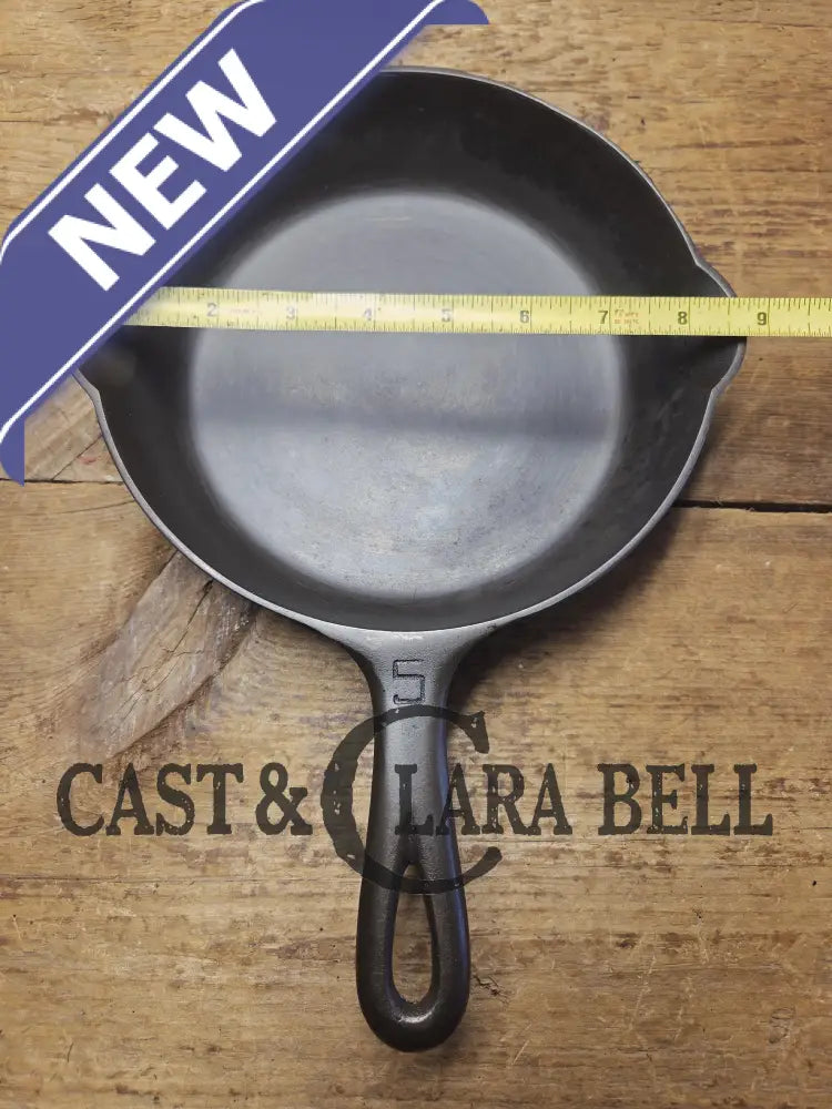 Great Saute pan! Griswold No. 5 Cast Iron Skillet with Small Block Logo and Smooth Bottom 724 G. Erie PA USA SC24