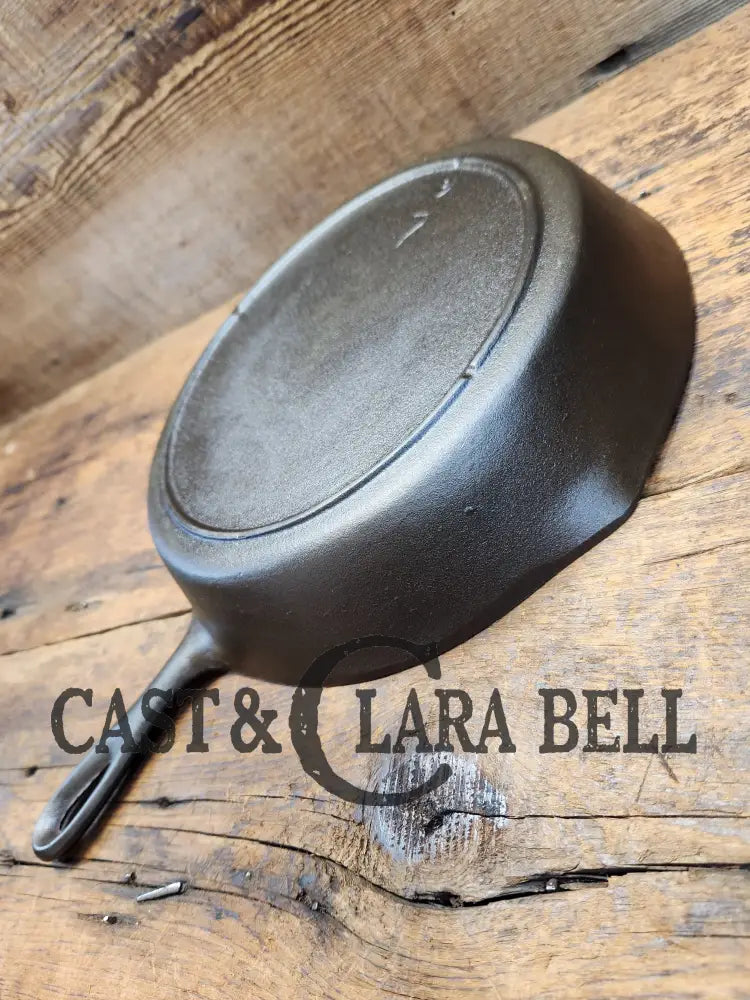 Great Saute Skillet. 1930’S Lodge #7 Cast Iron Skillet With 3 Notch Heat Ring. Raised Blob Makers