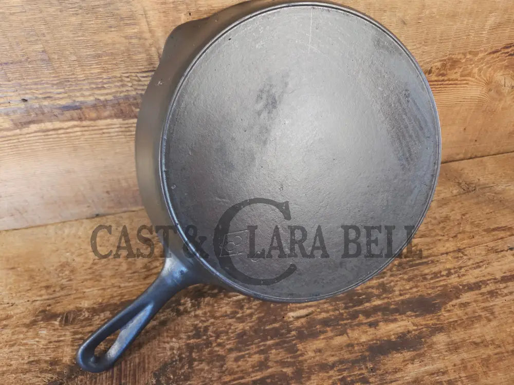 Great skillet and awesome story! 1920’s Chicago Hardware Foundry #8 D ’Diamond’ skillet - Skillet