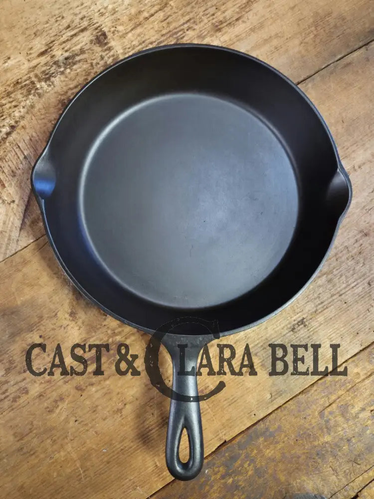 Great skillet and awesome story! 1920’s Chicago Hardware Foundry #9 ’Diamond’ skillet Skillet