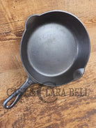 1930’s Griswold #5 Cast Iron Skillet with Large Block Logo and Smooth Bottom 724. Awesome sauté skillet! - Skillet