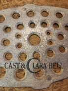 Griswold #5 Oval Roaster Trivet. Cleaned lightly see desc. #A485T Aluminum trivet. Perfect for either cast iron or