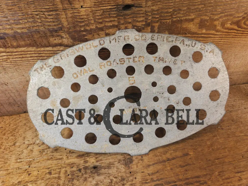 Griswold #5 Oval Roaster Trivet. Cleaned lightly see desc. #A485T Aluminum trivet. Perfect for either cast iron or