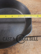 Griswold #6 Cast Iron Skillet with Large Block Logo 699 C Skillet
