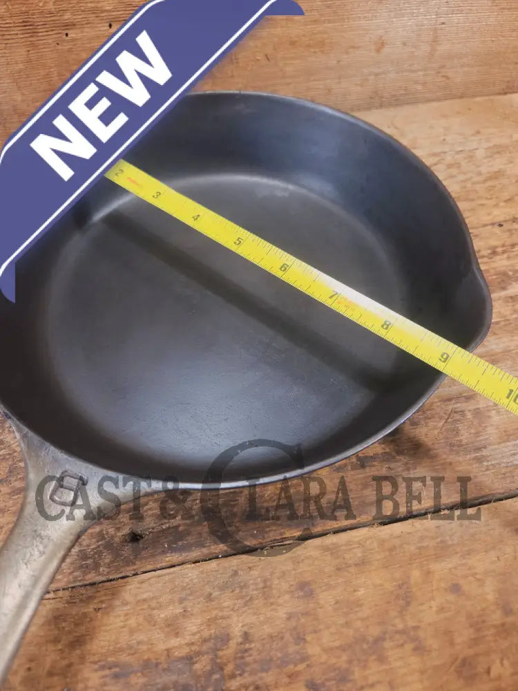 Griswold #6 Skillet with Duo-Chrome finish Large Block Logo and Smooth Bottom 699 D - Skillet