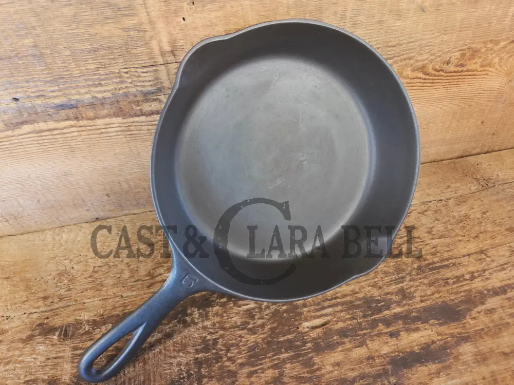 1920’s Griswold #6 Skillet with Large Block Logo and Smooth Bottom 699 D - Skillet