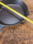 Griswold #7 Skillet with Large Block Logo and Smooth Bottom 701 D - Skillet