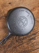 Griswold #7 Skillet with Large Block Logo and Smooth Bottom 701 D - Skillet