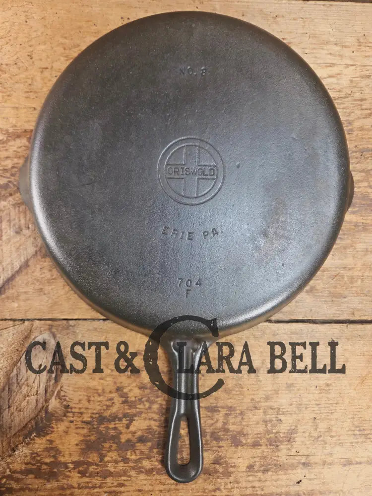Griswold #8 Cast Iron Skillet Small Block Groove Handle 704 F Skillet