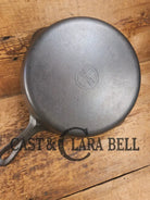Griswold #8 Cast Iron Skillet Small Block Groove Handle 704 L Skillet