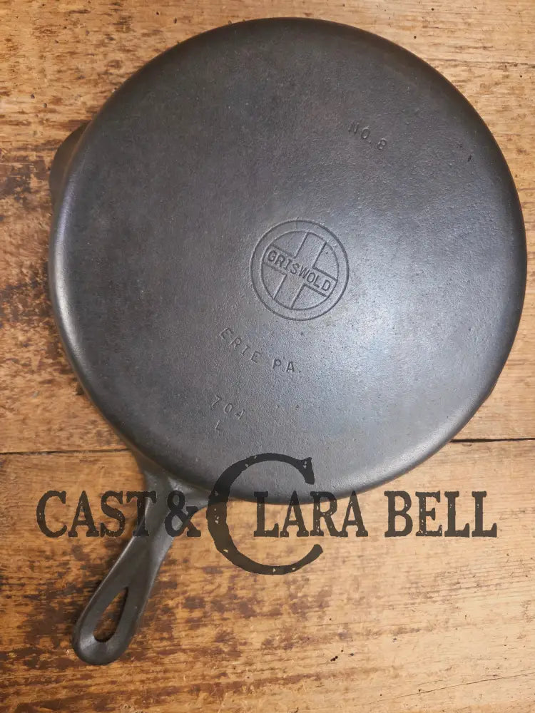 Griswold #8 Cast Iron Skillet Small Block Groove Handle 704 L Skillet
