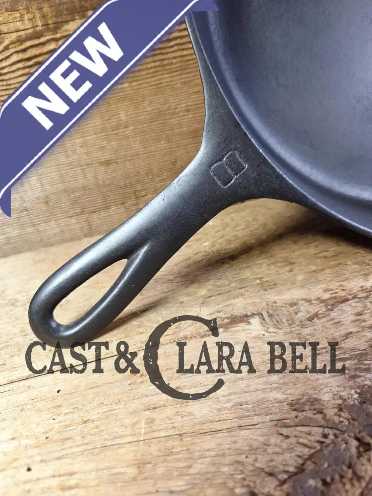 Griswold #8 Cast Iron Skillet with Large Block Logo and Smooth Bottom 704 H