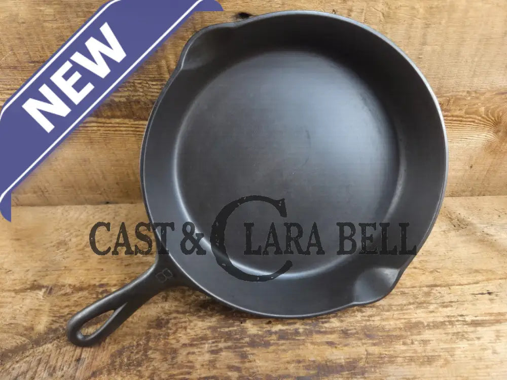 Griswold #8 Cast Iron Skillet with Large Block Logo and Smooth Bottom 704 V Skillet