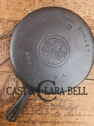 Griswold #8 Cast Iron Skillet with Large Block Logo and Smooth Bottom 704 V Skillet