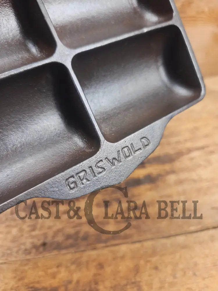 Griswold French Roll No. 11 Pan Erie PA USA 950 A. BEAUTIFUL condition and looks brand new! Perfect gift idea for the