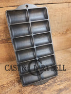 Griswold French Roll No. 11 Pan Erie PA USA 950 A. BEAUTIFUL condition and looks brand new! Perfect gift idea for the