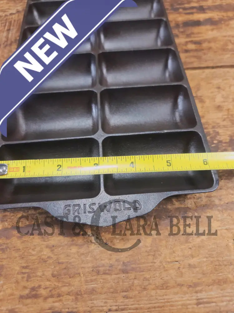 Griswold French Roll No. 11 Pan Erie PA USA 950 A. BEAUTIFUL condition and looks brand new! Perfect gift idea for the