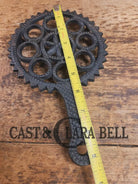 Griswold made ’Decorative Round’ large table trivet. #1902. Perfect everyday table trivet or gift! Dutch Ovens Trivets