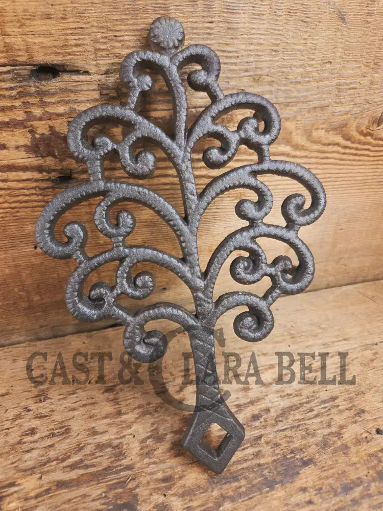 Griswold made ’Family Tree’ table trivet. #1726 perfect for your kitchen or dinner table! Dutch Ovens Trivets & Kettles