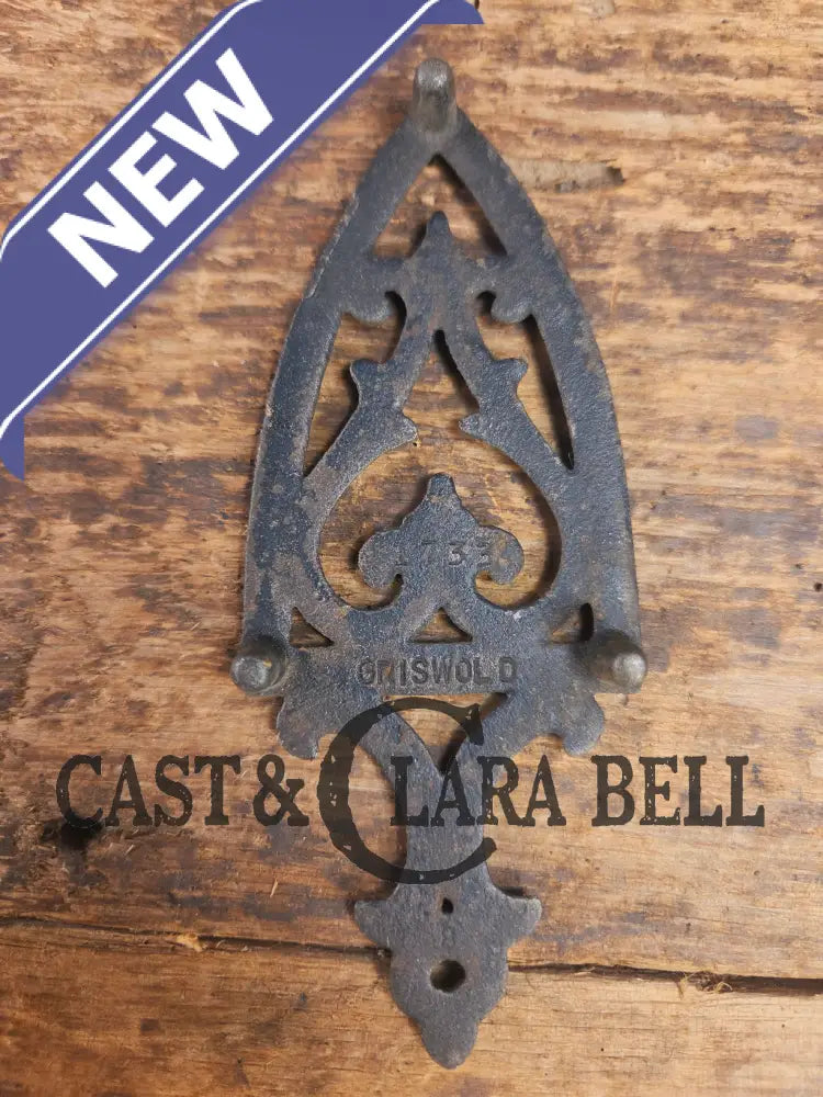 Griswold made ’Flat Iron Trivet’ small table trivet. #1733 very cool trinket! Dutch Ovens Trivets & Kettles