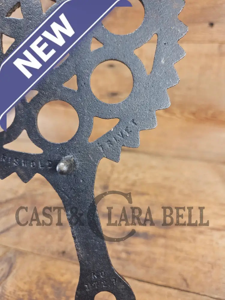 Griswold made ’Hex Gear’ large table trivet. #1727 perfect for your kitchen or dinner table! - Dutch Ovens Trivets &