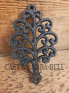 Griswold made small ’Family Tree’ table trivet. #1907. Cute trinket or gift!! Dutch Ovens Trivets & Kettles
