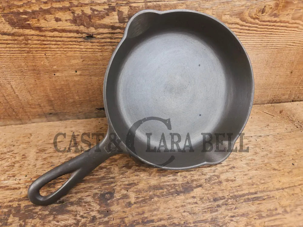 1940’s Griswold No. 3 Cast Iron Egg Skillet with Small Block Logo 709 D Skillet