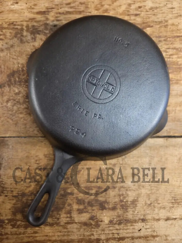 1940’s Griswold No. 3 Cast Iron Egg Skillet with Small Block Logo 709 Skillet