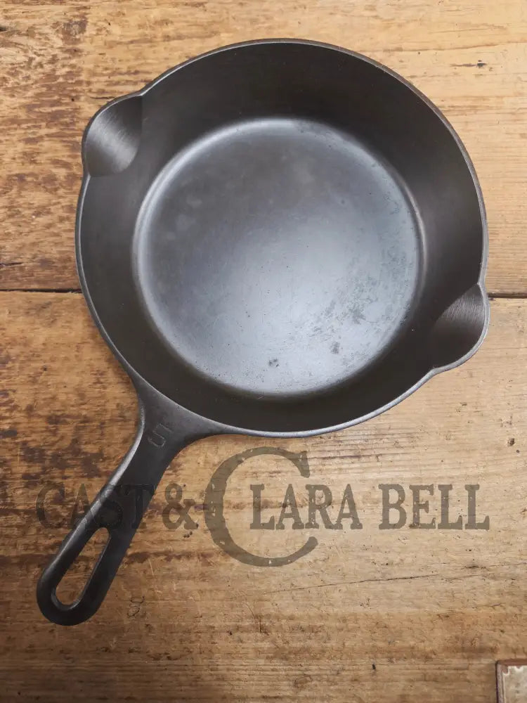 1930’s Griswold No. 5 Saute Skillet Small Logo Grooved Handle Smooth Bottom 724 M. Restored and Ready to Use! Skillet