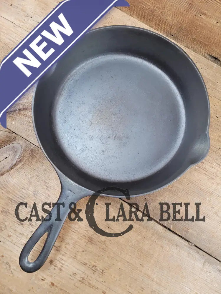 Griswold No. 7 Cast Iron Skillet With Small Block Logo 701 E. Awesome For Sides And Saute!