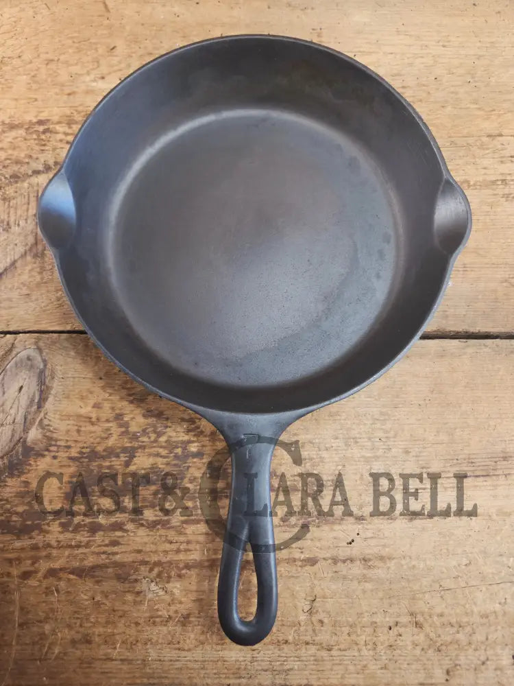 HTF Griswold No. 7 Cast Iron Skillet with Small Block Logo and Grooved Handle 701 Skillet