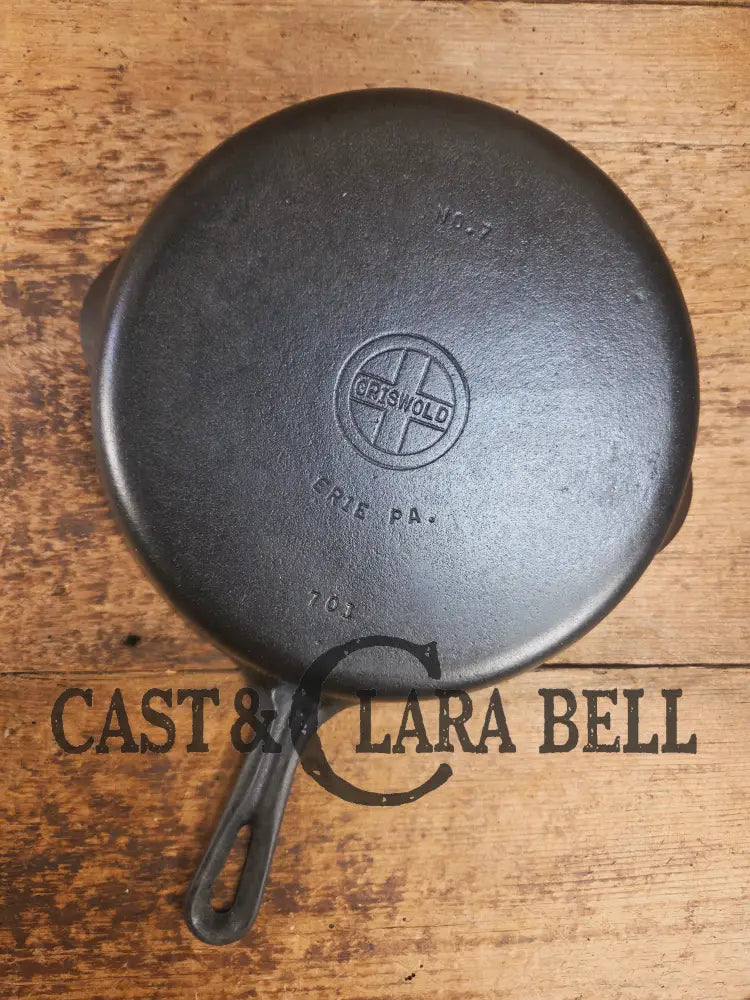 Griswold No. 7 Cast Iron Skillet with Small Block Logo and Grooved Handle 701 Skillet