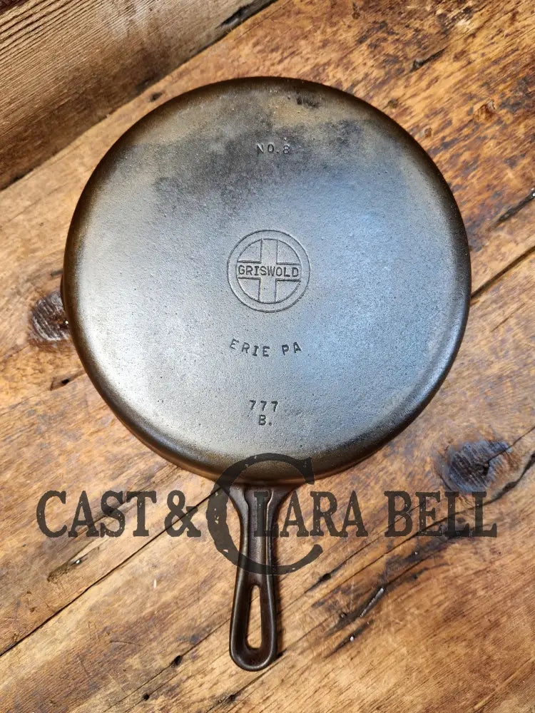 Griswold No. 8 Cast Iron ’Deep Skillet’ With Small Block Logo 777 B Sc24