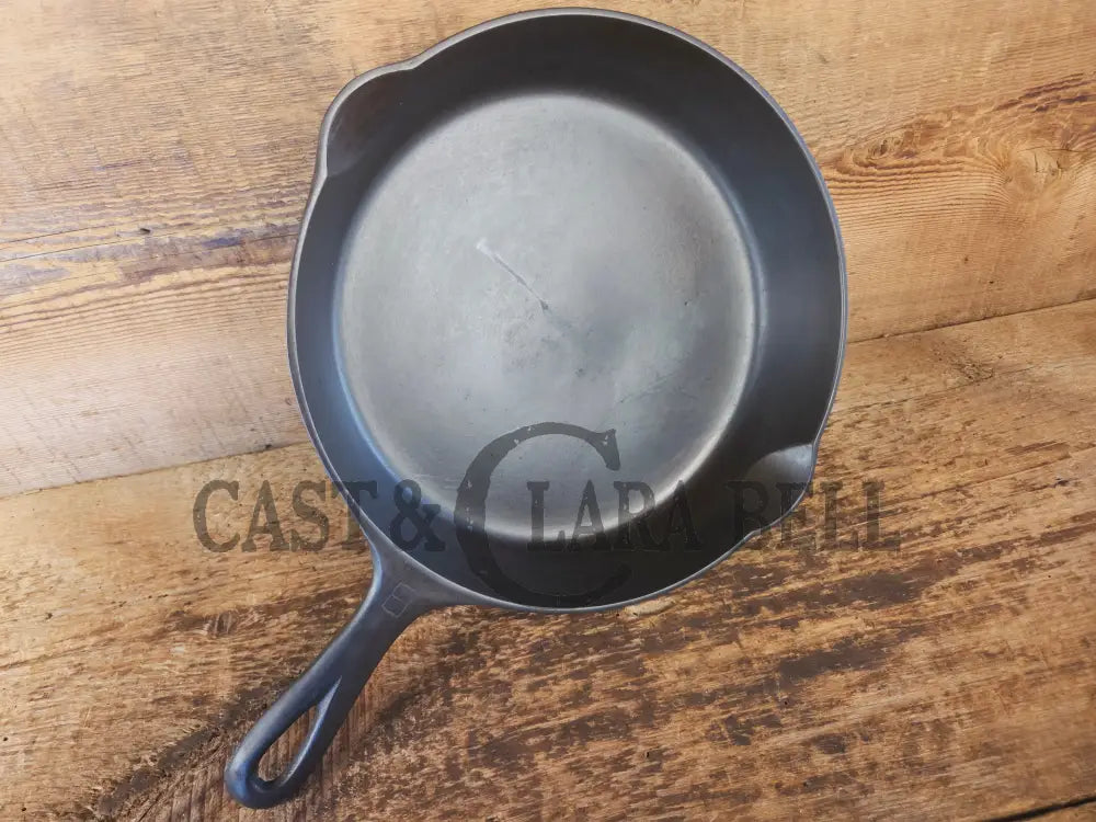 Griswold No. 8 Cast Iron Skillet with Small Block Logo and Smooth Bottom 704 L - Skillet