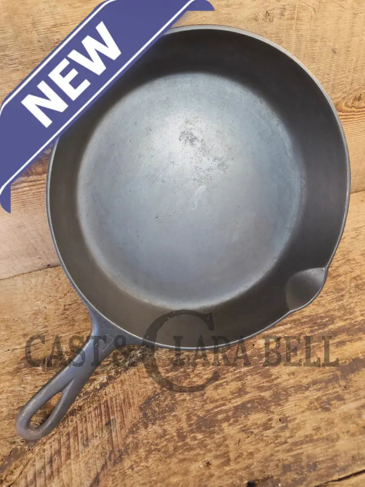 Griswold No. 8 Cast Iron Skillet with Small Block Logo and Smooth Bottom 704 L - Skillet