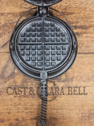 Griswold No. 8 Waffle Iron (314/315) with low (913) bailed base. Makes crispy waffles! - Waffle Iron