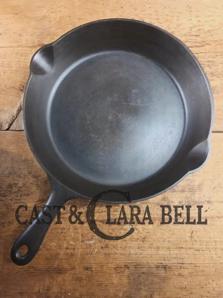 Griswold’s Good Health #9 Cast Iron Skillet 659. Classic Department store piece! Skillet