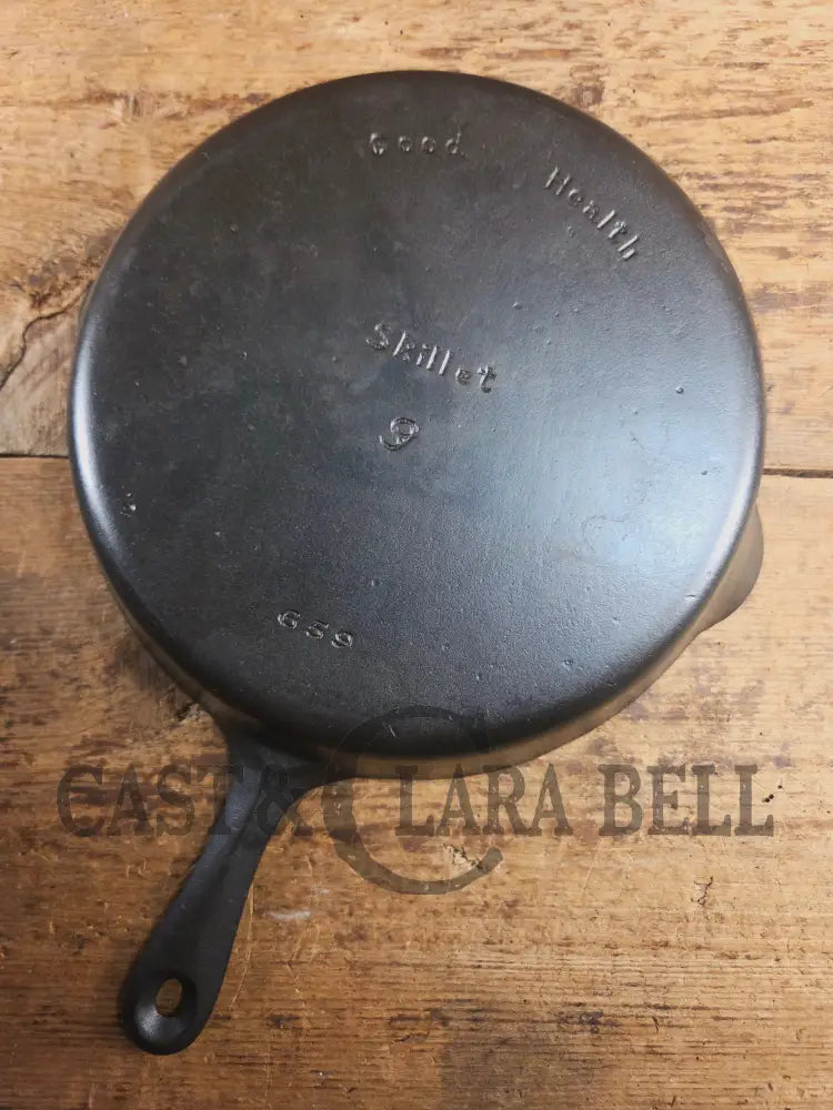 Griswold’s Good Health #9 Cast Iron Skillet 659. Classic Department store piece! Skillet