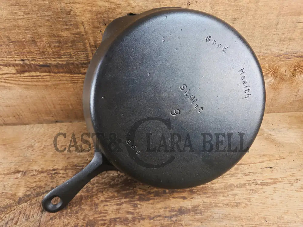 Griswold’s Good Health #9 Cast Iron Skillet 659. Classic Department store piece! Skillet